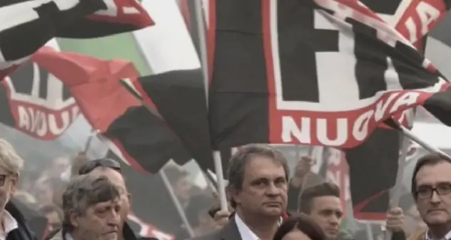 Twitter blocca gli account di Forza Nuova e di Roberto Fiore