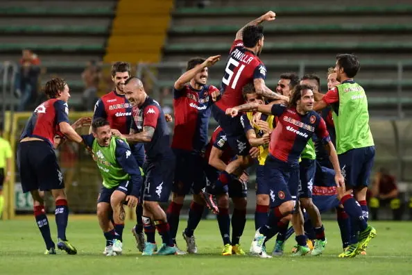 TRIESTE, ITALY - SEPTEMBER 21:  Daniele Conti of Cagliari Calcio celebrates after scoring his teams second goal during the Serie A match between Cagliari Calcio and UC Sampdoria at Stadio Nereo Rocco on September 21, 2013 in Trieste, Italy.  (Photo by Dino Panato/Getty Images)