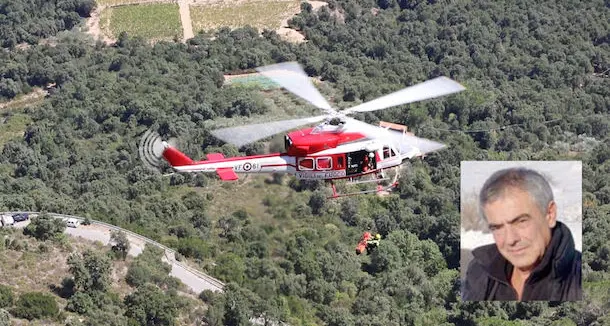 Parapendio, volo fatale. Pensionato si schianta su una parete rocciosa