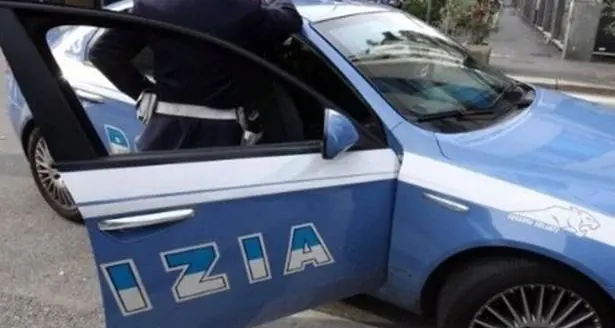 Ruba prodotti di bellezza per un valore di 410 euro: arrestato 23enne pluripregiudicato