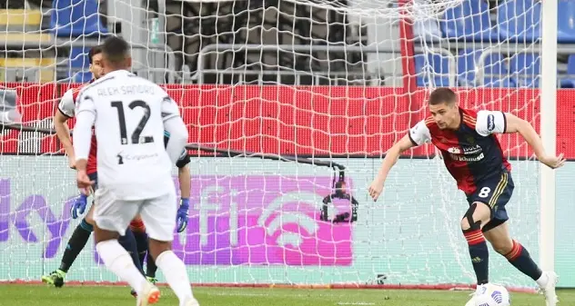 Cagliari-Juventus 1-3, Cristiano Ronaldo affonda i rossoblù