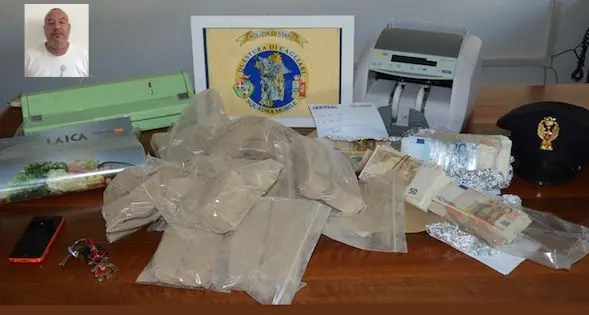 4,5 Kg di droga nascosti nel garage della suocera: arrestato