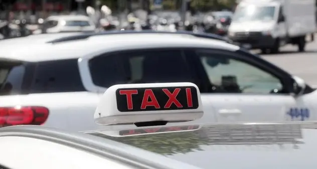 Ristori per taxi e Ncc, pubblicato il bando