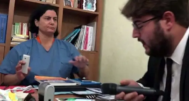 Curava tumori con ultrasuoni, dottoressa rinviata a giudizio