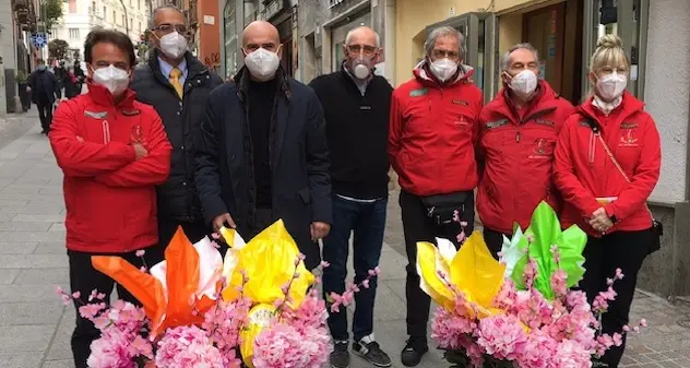Nei negozi del centro di Cagliari in vendita le uova della ricerca AIL contro la leucemia