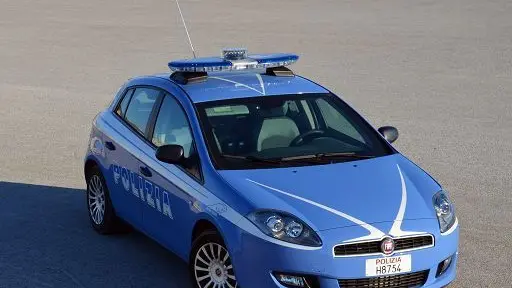 Rete neonazista online: 19enne agli arresti domiciliari, perquisizioni in tutta Italia