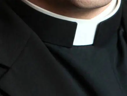 Prete condannato alla perdita dei voti, il legale: “Pena sproporzionata, faremo ricorso”