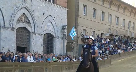 Palio di Siena, Valentino Bussu esordisce alle prove di selezione: \"E' sogno che ho fin da bambino\"