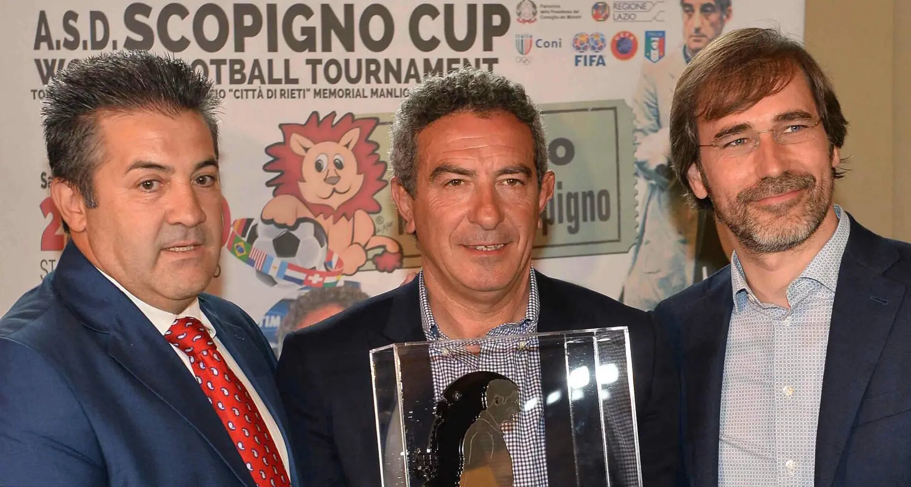 Gianfranco Matteoli è stato premiato come “Miglior responsabile del settore giovanile 2015\"