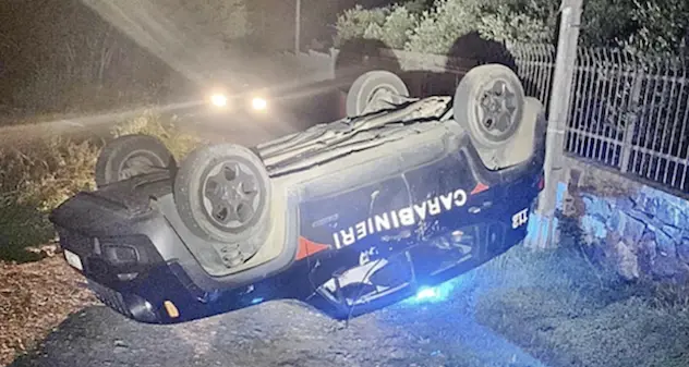 Teulada. Ribaltò con una ruspa l'auto dei carabinieri: cuoco \"4 Ristoranti\": condannato a 6 anni e 8 mesi