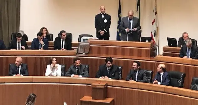 Staff Solinas e Giunta. Oppi (Udc) alla minoranza: “Vi siete dimenticati delle poltrone da 175 mila euro che avete fabbricato voi?”