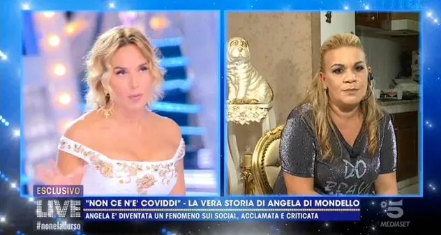 Angela da Mondello alla D'Urso: \"Mi hai rovinato la vita\"