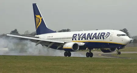 Motore in avaria. Paura sul volo Ryanair partito da Pisa per Cagliari