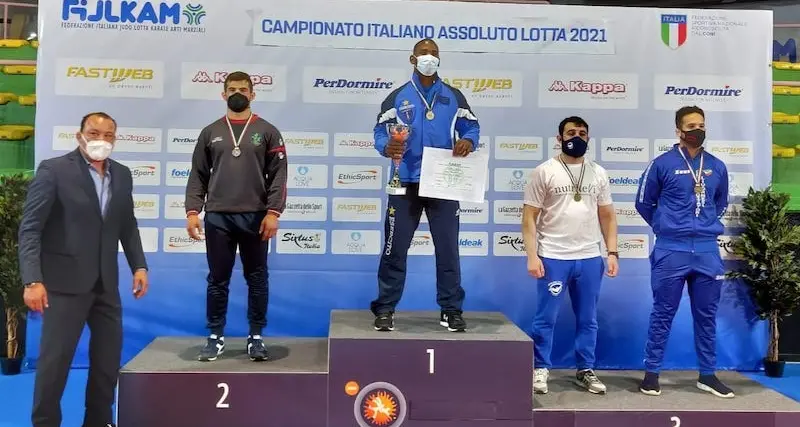 Campionati Italiani Assoluti di Lotta Libera 2021: successo per i gherradores Gigliotti di Nuoro