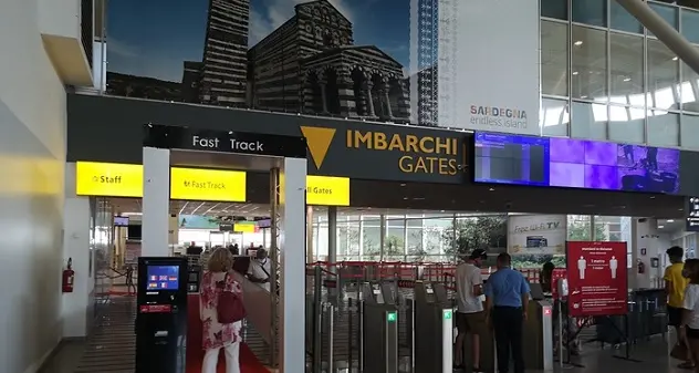 Covid, migliaia di arrivi anche in zona rossa: quasi 2mila i controlli in porti e aeroporti