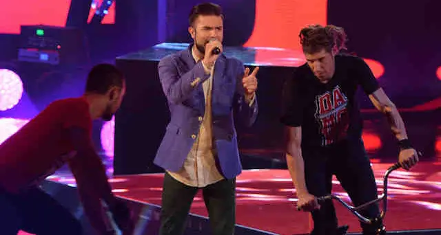 Rai2. Straordinario Maurizio Di Cesare: il cagliaritano supera il secondo Live di The Voice of Italy