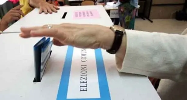 Al voto 167 Comuni. Nessuna lista ad Austis e Anela