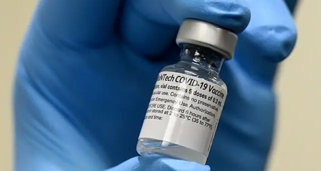 Soluzione fisiologica al posto del vaccino: indagato medico di base