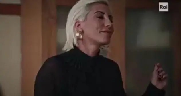 Il \"Duru duru\" barbaricino portato in classe da Malika Ayane nella fiction Rai