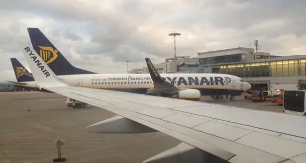 Ryanair cancella quattro voli da e per Alghero