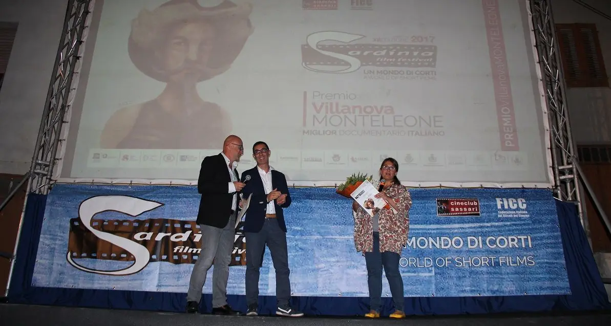 Il Premio Villanova Monteleone 2017 al documentario \"The Funeral\", denuncia sul sistema delle caste in India