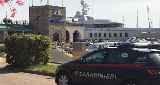 Ubriaco aggredisce una guardia giurata e poi i carabinieri: arrestato