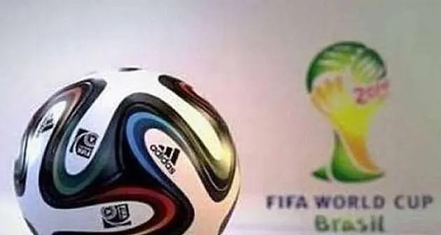 Presentato il pallone dei mondiali in Brasile: si chiama “Brazuca”, è già polemica