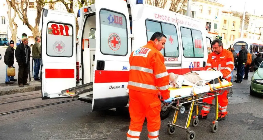 Scontro tra auto e moto a Li Punti: un giovane in rianimanzione