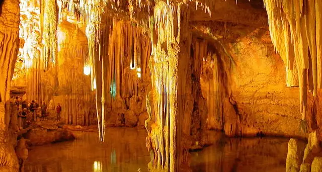 Grotte di Nettuno aperte per Pasqua