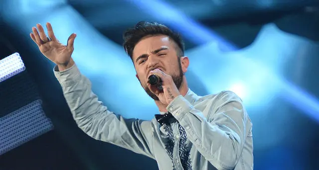 Rai2, The Voice of Italy: passa il turno il cagliaritano Maurizio Di Cesare