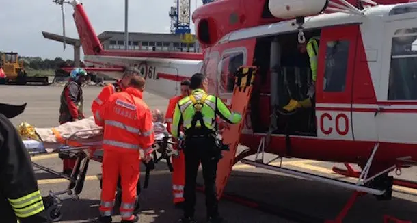 Incidente nelle cave di Orosei: operaio di 37 anni schiacciato dalla sponda in un camion, è grave