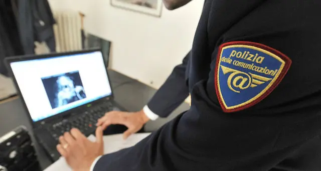 La Polizia incontra 60mila studenti: insegnare ai ragazzi a sfruttare le potenzialità del web e delle community online senza correre rischi