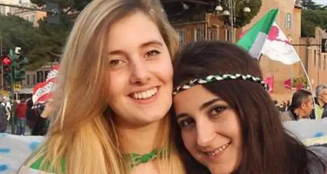 Giallo sul riscatto di Vanessa e Greta: l'Italia avrebbe pagato 12milioni di dollari