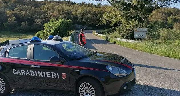 Aggius, spuntino in campagna: sanzionati 9 giovani