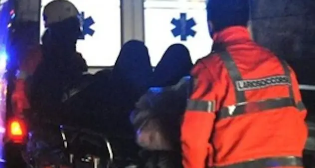 Altri due incidenti stradali nella notte a Oliena e Tortolì: grave un 30enne