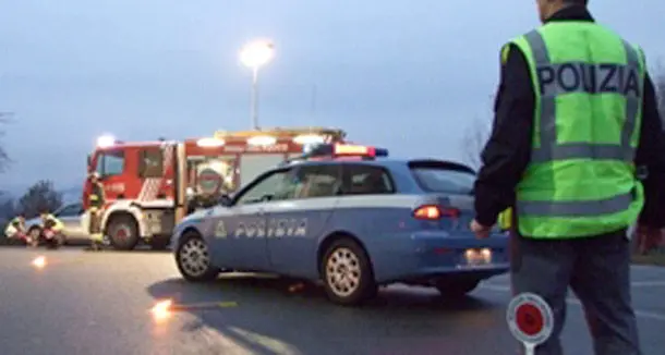 Ancora sangue nelle strade dell'Isola. Tragico incidente stradale: muore 20enne di Villaperuccio