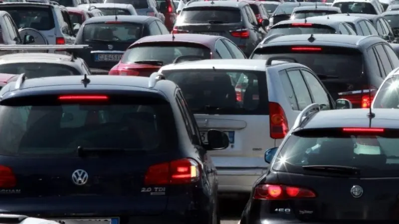 Traffico, partenze e rientri: le giornate più critiche durante le festività pasquali