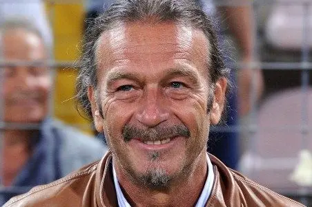 TRIESTE, ITALY - AUGUST 25:  Massimo Cellino President of Cagliari looks on before the Serie A match between Cagliari Calcio and Atalanta BC at Stadio Nereo Rocco on August 25, 2013 in Trieste, Italy.  (Photo by Giuseppe Bellini/Getty Images)