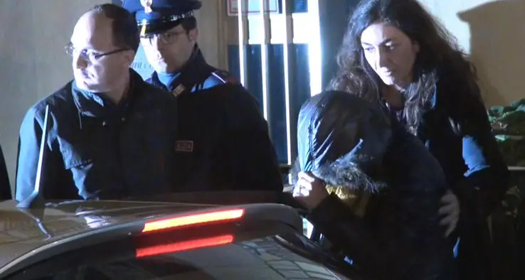 Omicidio Loris, Veronica Panarello esce dalla Procura dopo 6 ore