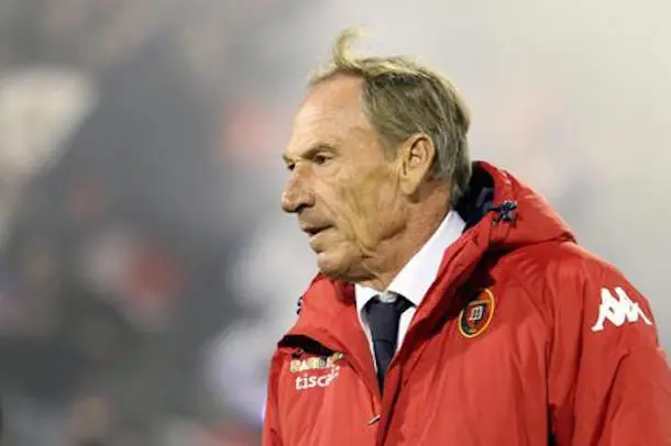 Cagliari\\'s head coach Zedenek Zeman during the Italian Serie A soccer match between Cagliari Calcio and AC Chievo at Sant\\'Elia Stadium in Cagliari, 8 December 2014. ANSA/ UNGARI \\n