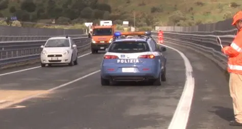 Ancora una tragedia sulla 125: muore motociclista