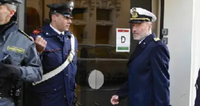 Costa Concordia, trasferito capitano De Falco. \"Questo è un paese storto\"