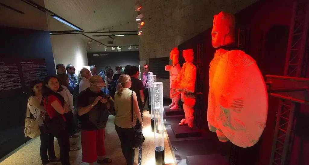 Mont'e Prama. Scoperta una nuova statua che ritrae un gigante