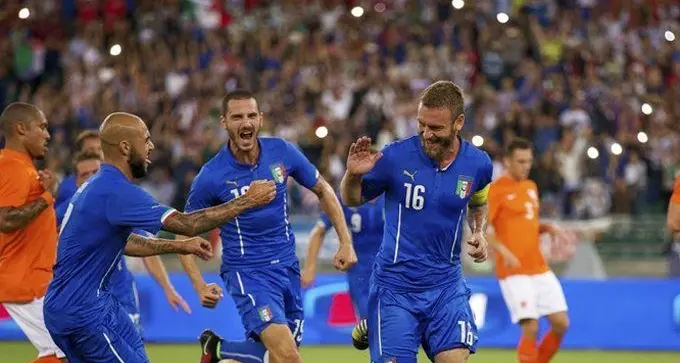 Buona la prima dell'Italia di Conte. 2-0 all'Olanda e tante speranze