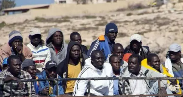 I migranti in rivolta torneranno a Napoli in giornata