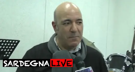 Alghero. Paolo Zicconi canta Luigi Tenco