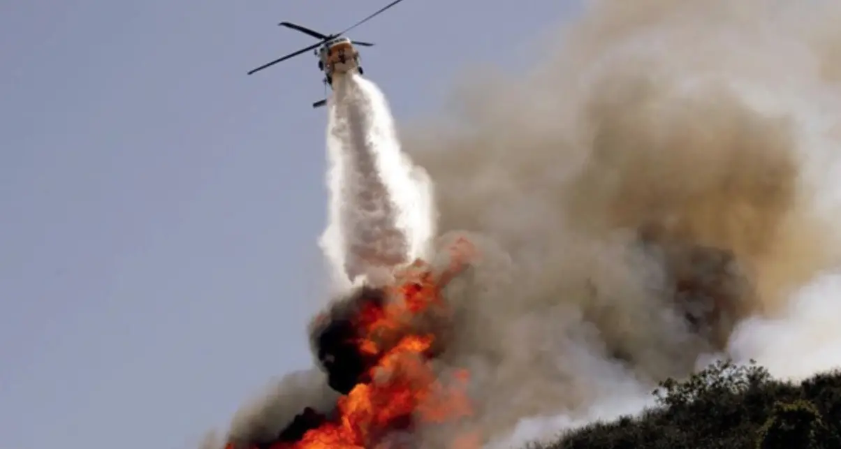 Incendi a Belvì, Macomer, Villaurbana e Burgos: spenti con mezzi aerei