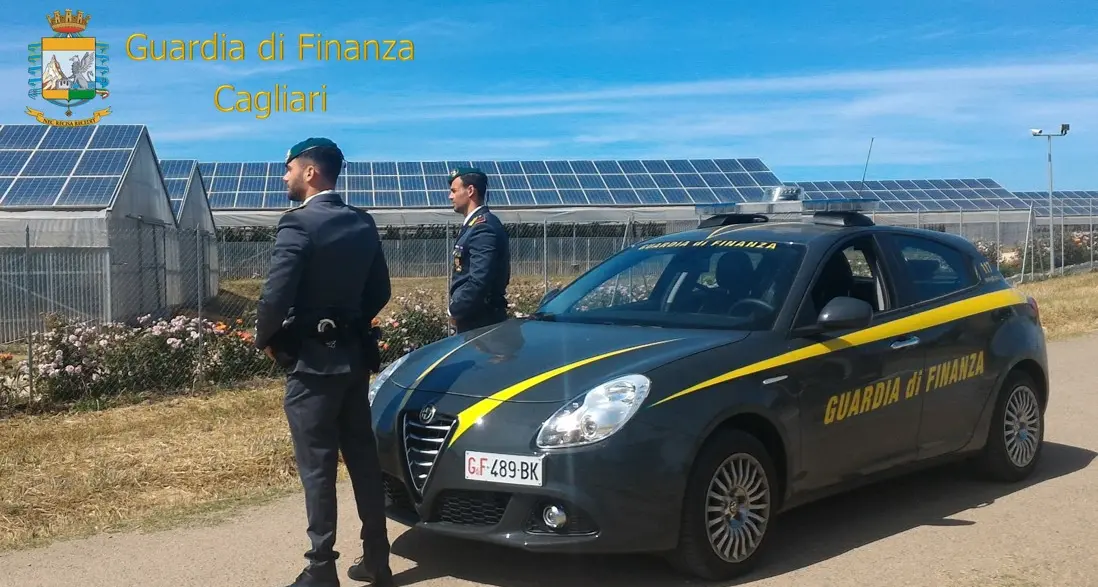 Pilotare una gara d'appalto da 9,5 milioni per la realizzazione di un impianto fotovoltaico e solare a Ottana