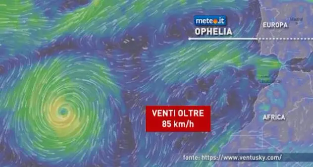 Ophelia: la tempesta tropicale che diventa uragano e si dirige verso l’Europa