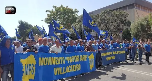 Pastori pronti per un'altra grande mobilitazione verso Cagliari